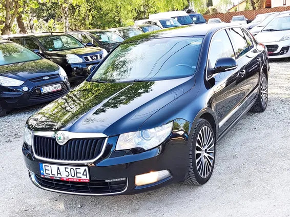 łódzkie Skoda Superb cena 22450 przebieg: 342000, rok produkcji 2009 z Czeladź